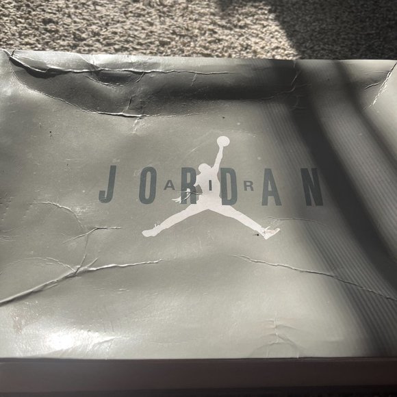 AIR JORDAN 11 RETRO main image 4